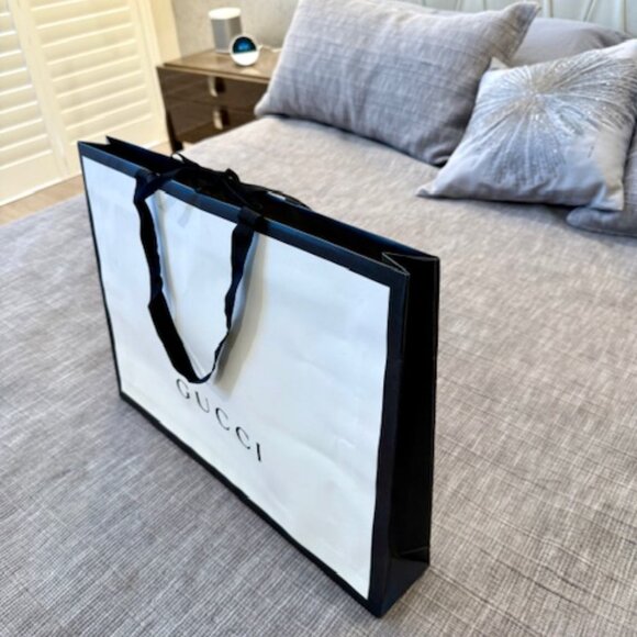 Gucci Shopping Bag 18.5" x 3" x 14" - Picture 2 of 3